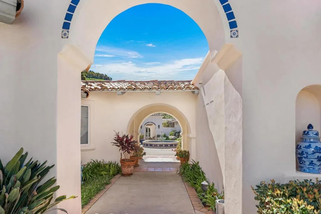 https://cdn.realtyfeed.com/cdn/127/305062743/7f1d4cab14c1598572a9aeb2a05fd443.webp