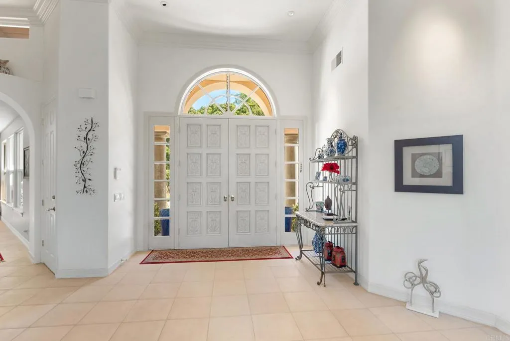 https://cdn.realtyfeed.com/cdn/127/305062743/87ccecaac34975116b12a6a9adc5cf7e.webp