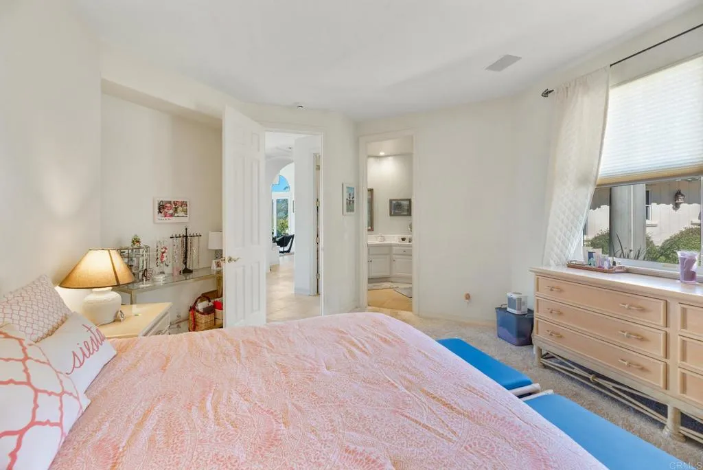 https://cdn.realtyfeed.com/cdn/127/305062743/adf58165fdce8c1ea16ea759016deb10.webp
