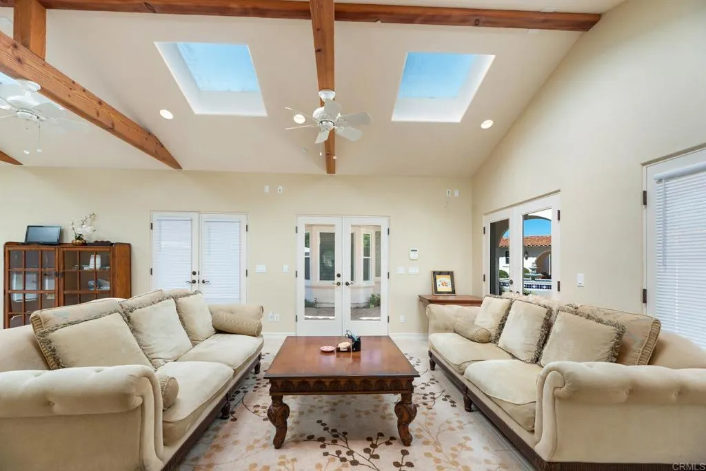 https://cdn.realtyfeed.com/cdn/127/305062743/d49cb60e640888858489de685467e3e2.webp