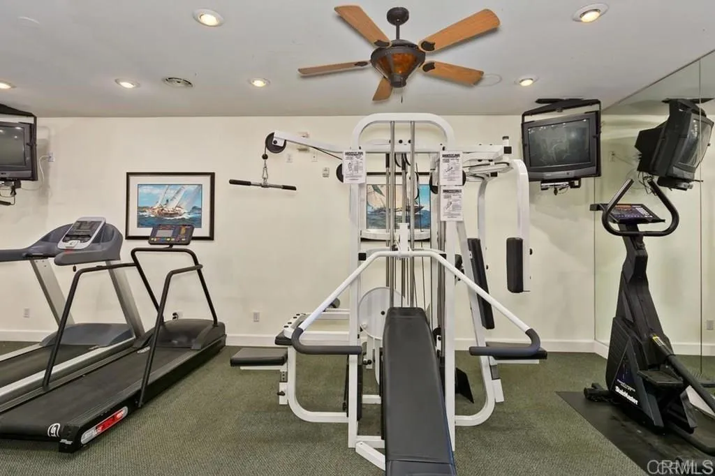 https://cdn.realtyfeed.com/cdn/127/305063427/5fb8399ad0b5288bf579924e597884ed.webp