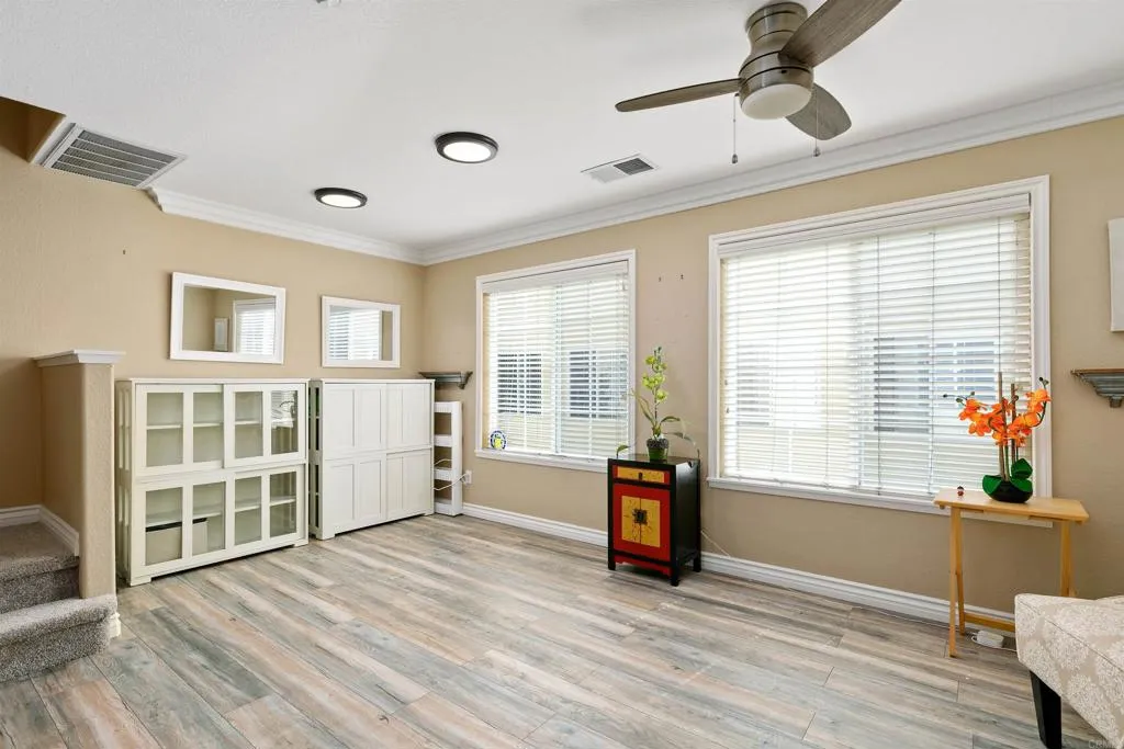 https://cdn.realtyfeed.com/cdn/127/305063427/fc08193940c22e23f46e1a4a330fa92d.webp