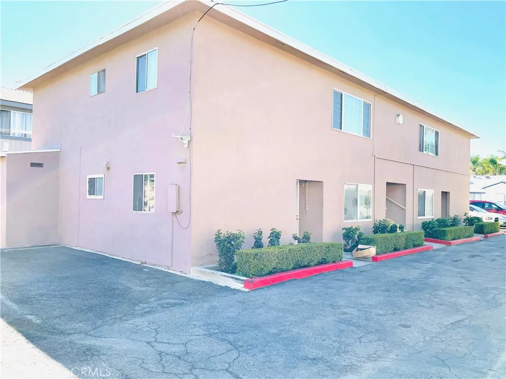 8561 Orion, North Hills, CA, 91343