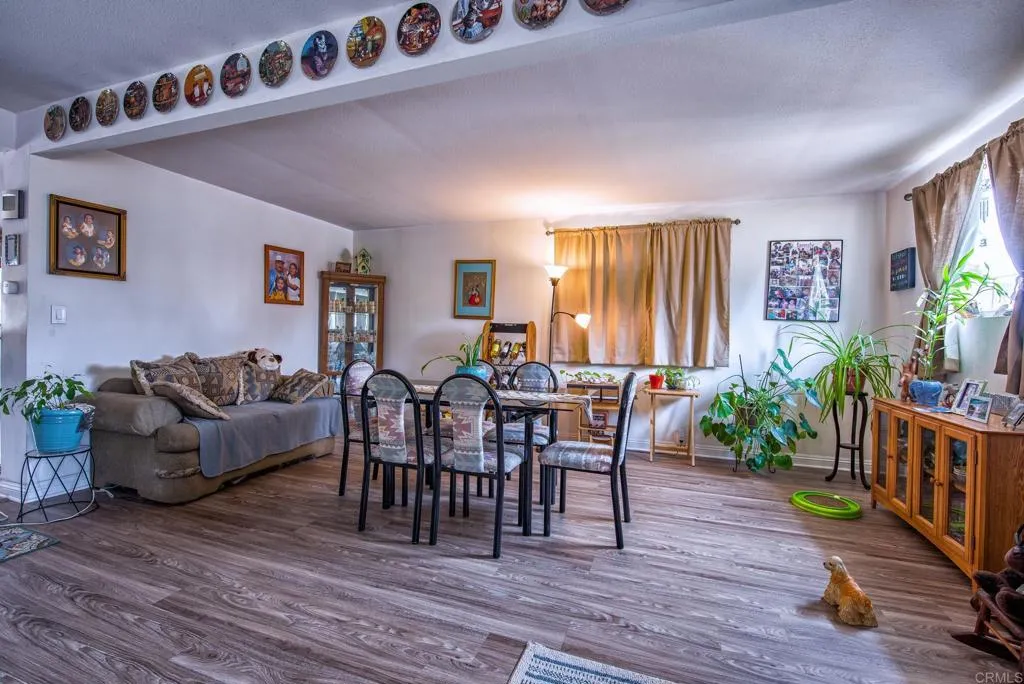 https://cdn.realtyfeed.com/cdn/127/305327523/acabdf4304e5b1a517027607edbd889c.webp