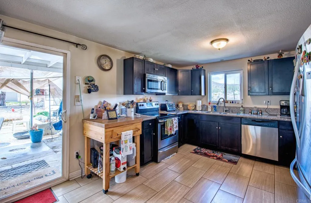 https://cdn.realtyfeed.com/cdn/127/305327523/c3080e3e682431e32d61d05987b9aa36.webp
