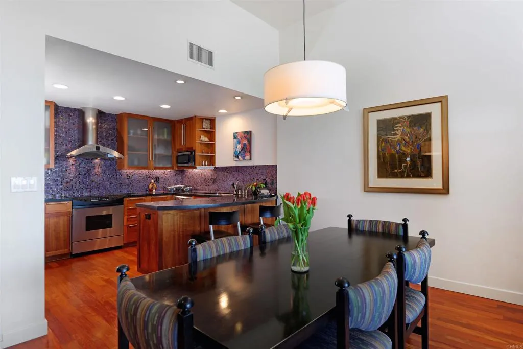 https://cdn.realtyfeed.com/cdn/127/305327688/6d2b31d633059770975ea4c964e3e70c.webp
