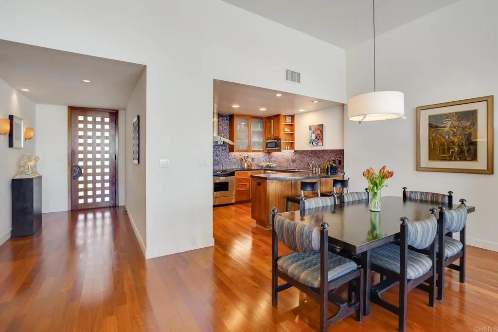 https://cdn.realtyfeed.com/cdn/127/305327688/cd00706c254154dd5b4d0df3340dfd2b.webp