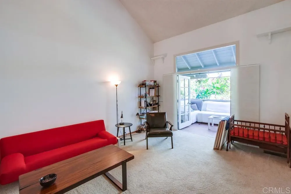https://cdn.realtyfeed.com/cdn/127/305329356/0184585dd8946575e728d7fe5e7386b6.webp