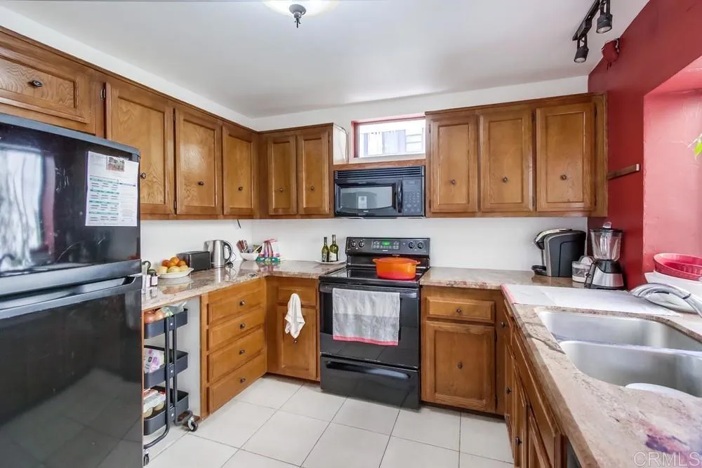 https://cdn.realtyfeed.com/cdn/127/305329356/3d7ab5f36075f3ebc36041d96f766668.webp