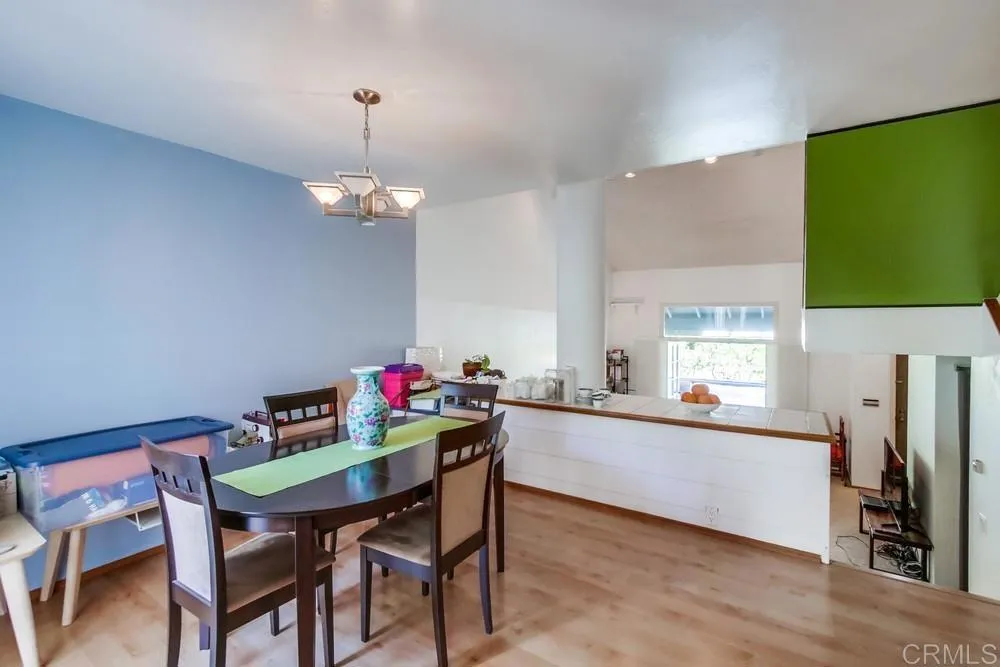 https://cdn.realtyfeed.com/cdn/127/305329356/8fcfa0853cc23ca49822e8288f1c2966.webp