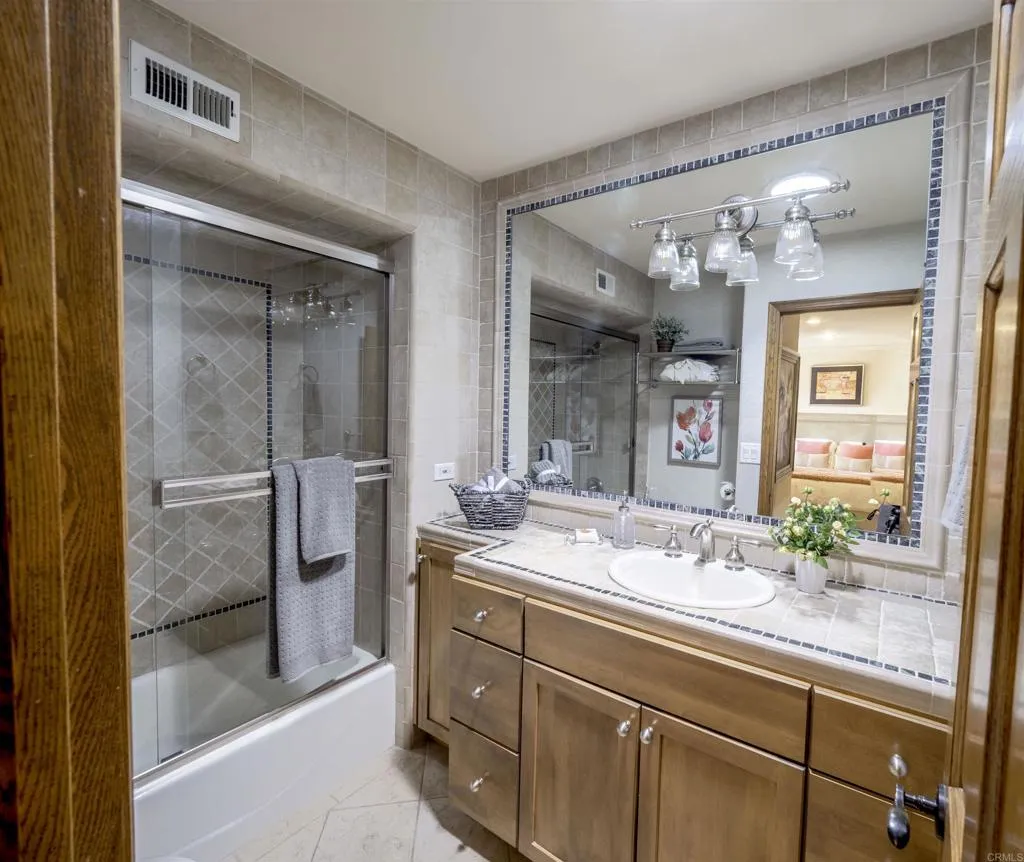 https://cdn.realtyfeed.com/cdn/127/305333579/a77aacb2fc3eda2084c4a7fb977d6a7b.webp