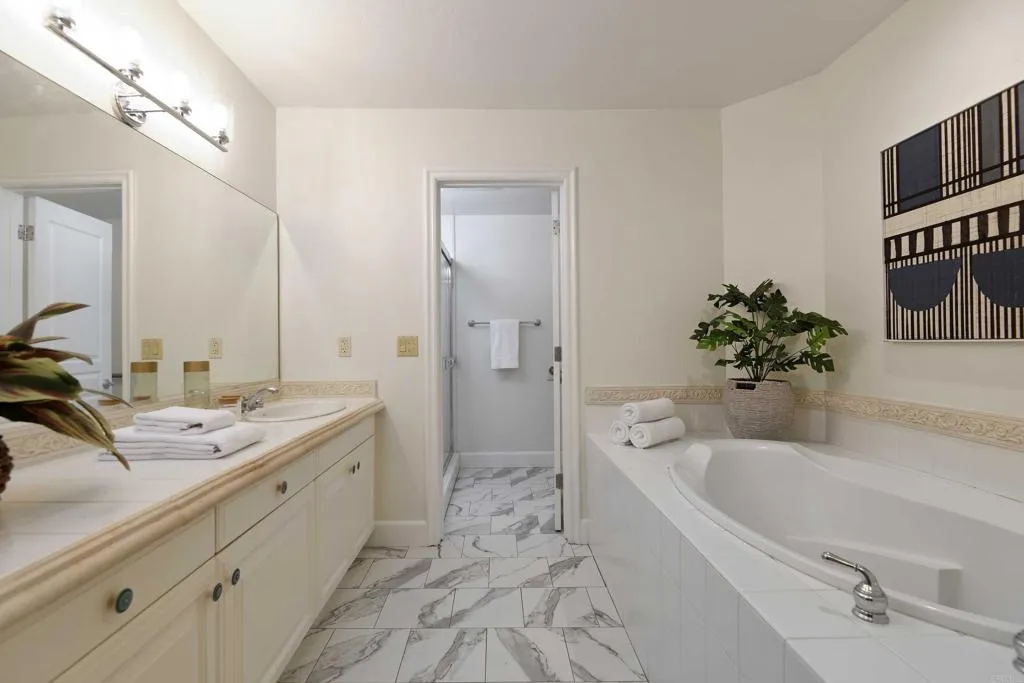 https://cdn.realtyfeed.com/cdn/127/305335268/7ab99eb54cb10c64f371ab8e8447b82b.webp