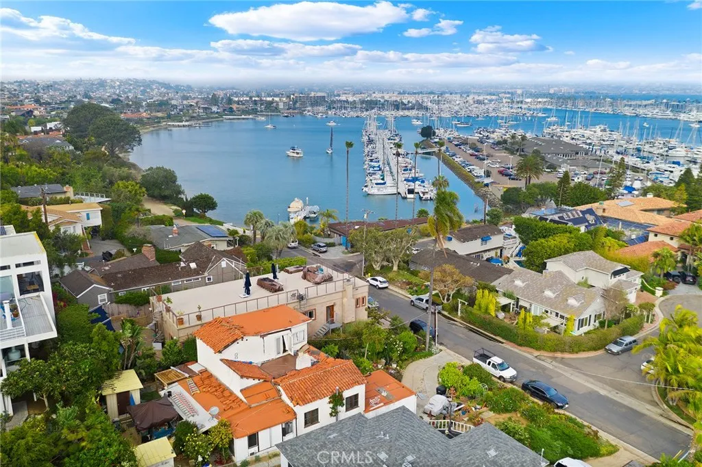 https://cdn.realtyfeed.com/cdn/127/305338688/5e94c99192180a9e6619a5d4275e2249.webp