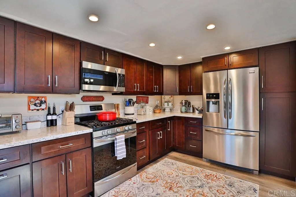 https://cdn.realtyfeed.com/cdn/127/305339760/5869bd775d5342f9e525a2111cdb3599.webp