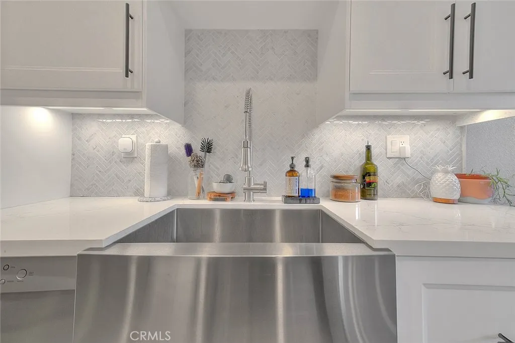 1074 Las Lomas Drive UNIT A, La Habra, CA, 90631