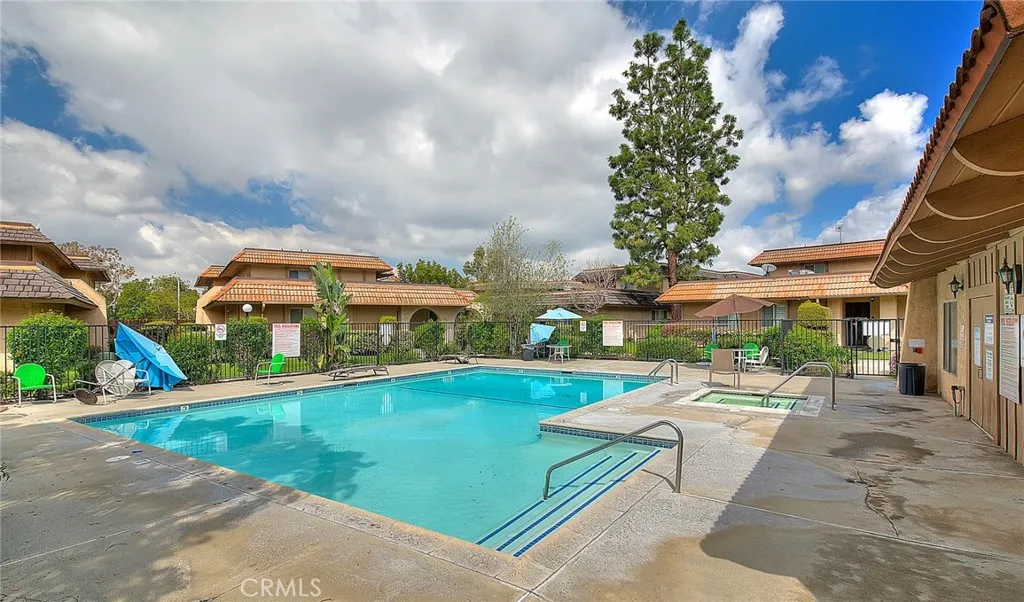 1074 Las Lomas Drive UNIT A, La Habra, CA, 90631