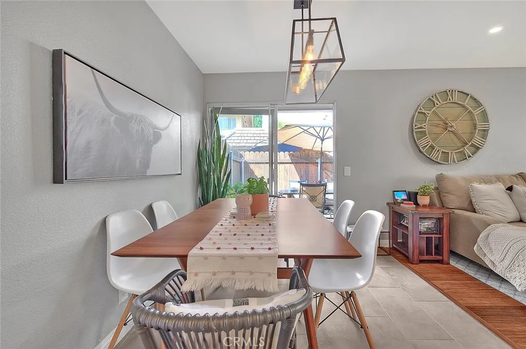 1074 Las Lomas Drive UNIT A, La Habra, CA, 90631