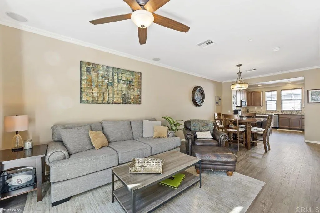https://cdn.realtyfeed.com/cdn/127/305342753/250daf083ac9b30aa328c87061cb79d3.webp