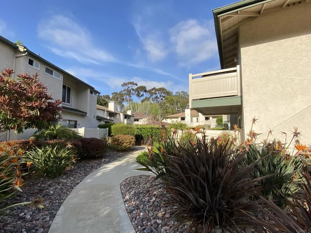 https://cdn.realtyfeed.com/cdn/127/305344004/29b2737272fbc49d1592b91f1212b13d.webp