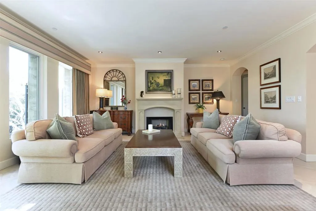 https://cdn.realtyfeed.com/cdn/127/305348316/0f72101bdcfa36d7c58307e0d01ae092.webp