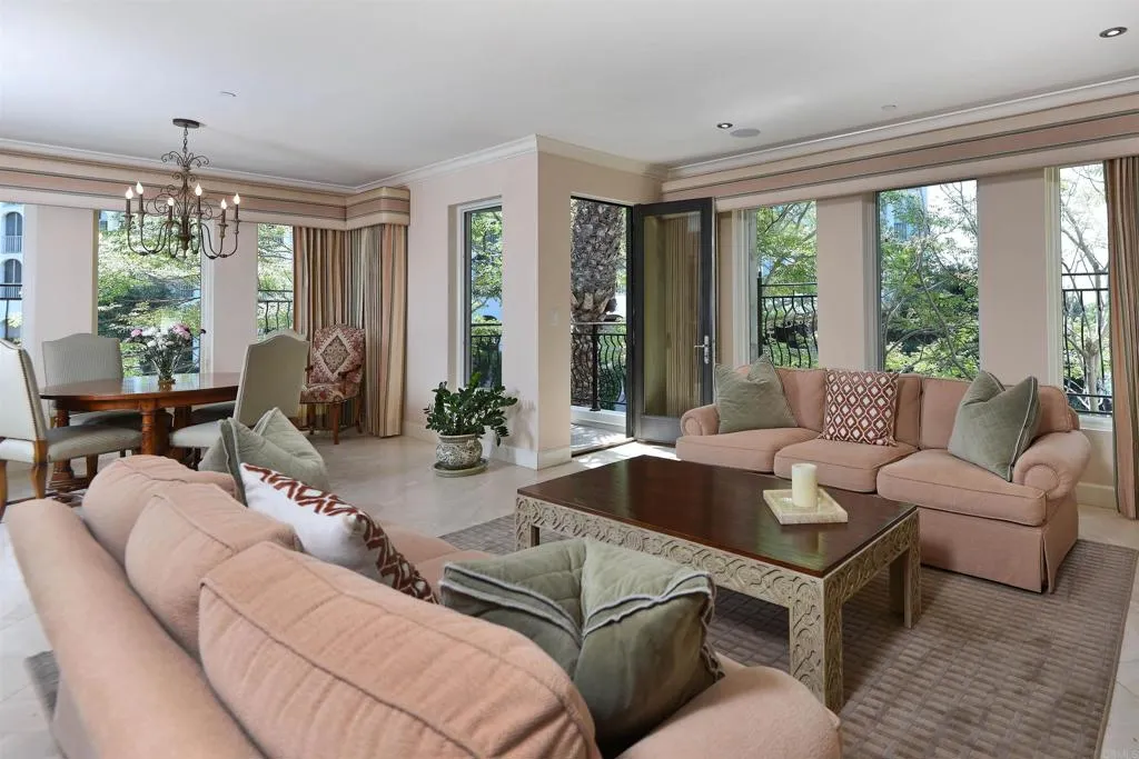 https://cdn.realtyfeed.com/cdn/127/305348316/76e7c1dab383bd0ac9966ed4db1e2d7e.webp
