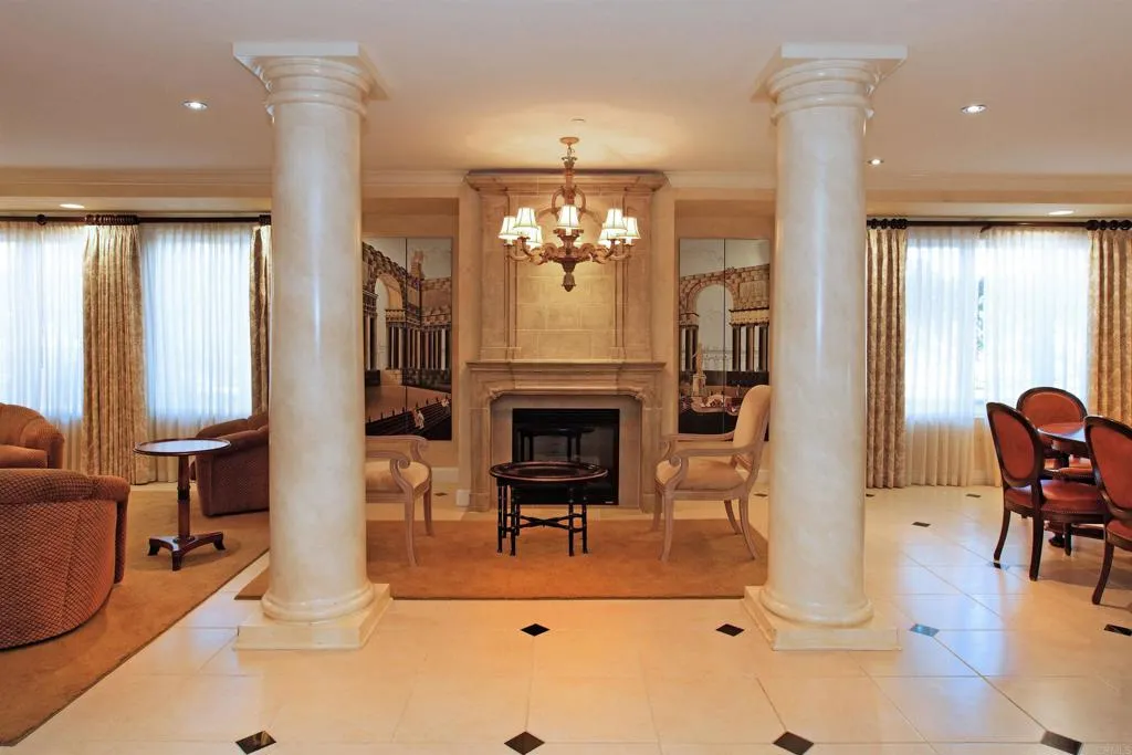 https://cdn.realtyfeed.com/cdn/127/305348316/77843196b6286dc63ec438ceab2ced7d.webp