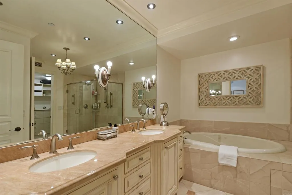 https://cdn.realtyfeed.com/cdn/127/305348316/9fb413ca4585e7301453a008e2e09eb8.webp