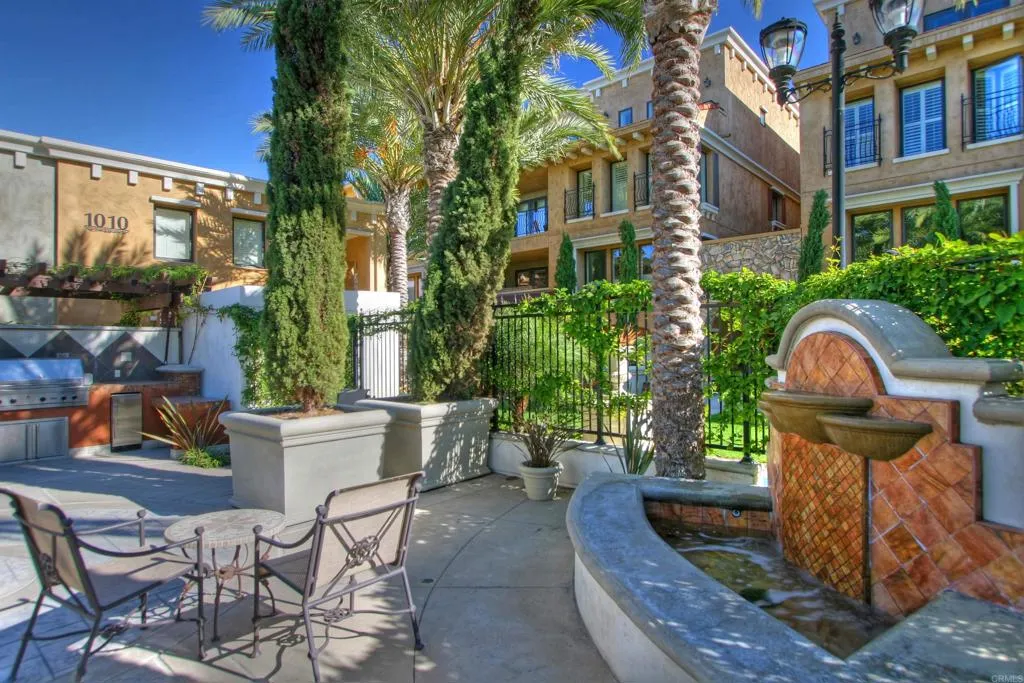 https://cdn.realtyfeed.com/cdn/127/305348316/a9d041a36764191ff85951a12949d9ba.webp