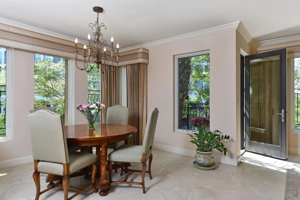 https://cdn.realtyfeed.com/cdn/127/305348316/ac4ed6c49ab9b668e3003823d962e57a.webp