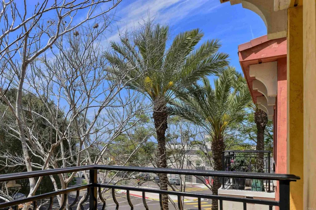 https://cdn.realtyfeed.com/cdn/127/305348316/ce3b70e1bb4bd28edde12c70218e76ee.webp