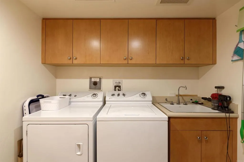 https://cdn.realtyfeed.com/cdn/127/305348316/fd0752b025bb37dc818155cb2809f17a.webp