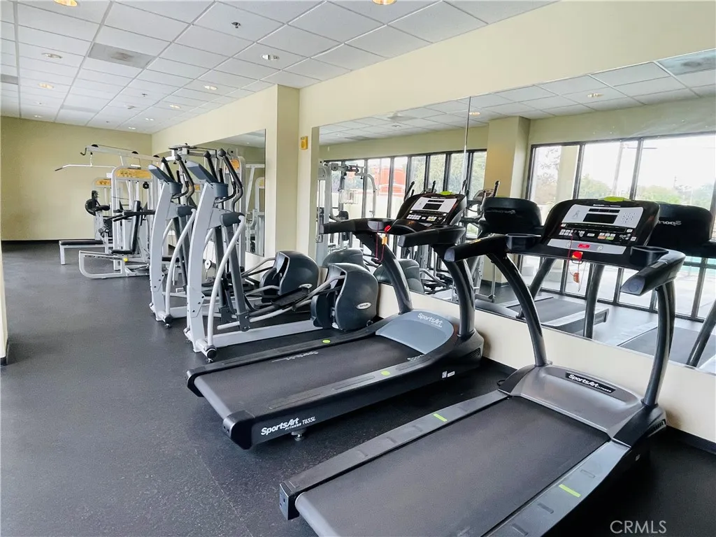 https://cdn.realtyfeed.com/cdn/127/305349212/795aa611e0e39c66986b7441caaeca2b.webp