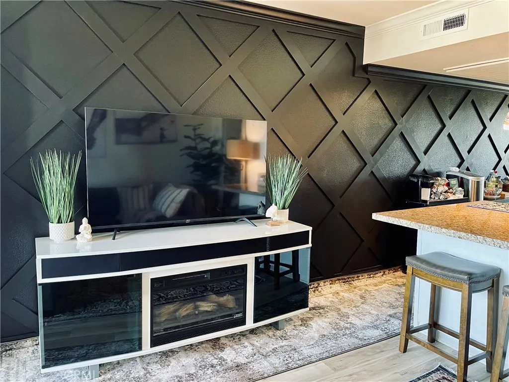 https://cdn.realtyfeed.com/cdn/127/305349212/ff23861e0085376f8e3e73c7d39dfa3b.webp