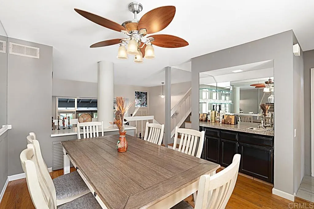 https://cdn.realtyfeed.com/cdn/127/305351644/2a55e84cae72d73dfb997af6db39fa03.webp