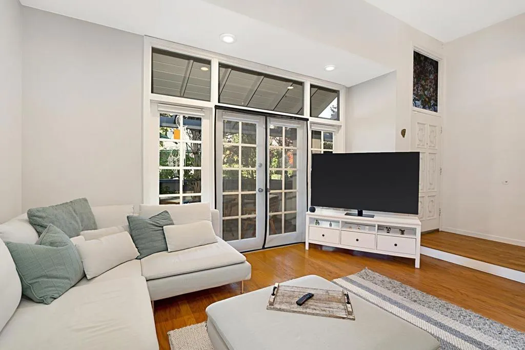 https://cdn.realtyfeed.com/cdn/127/305351644/7e6213267e57fc3861c522b287640697.webp