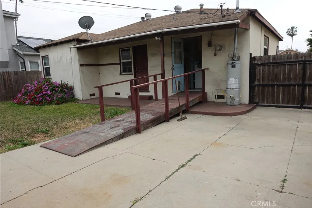 5007 118th Street, Hawthorne, CA, 90250
