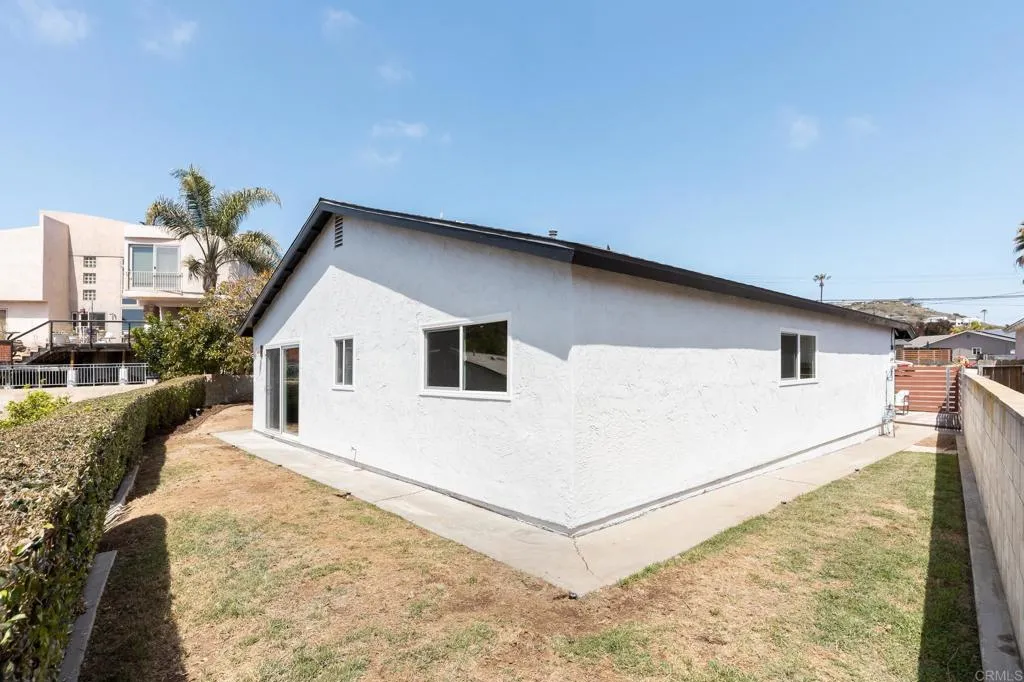 https://cdn.realtyfeed.com/cdn/127/305398164/6ac25fd5bd5753eb7f835034d8ed8088.webp