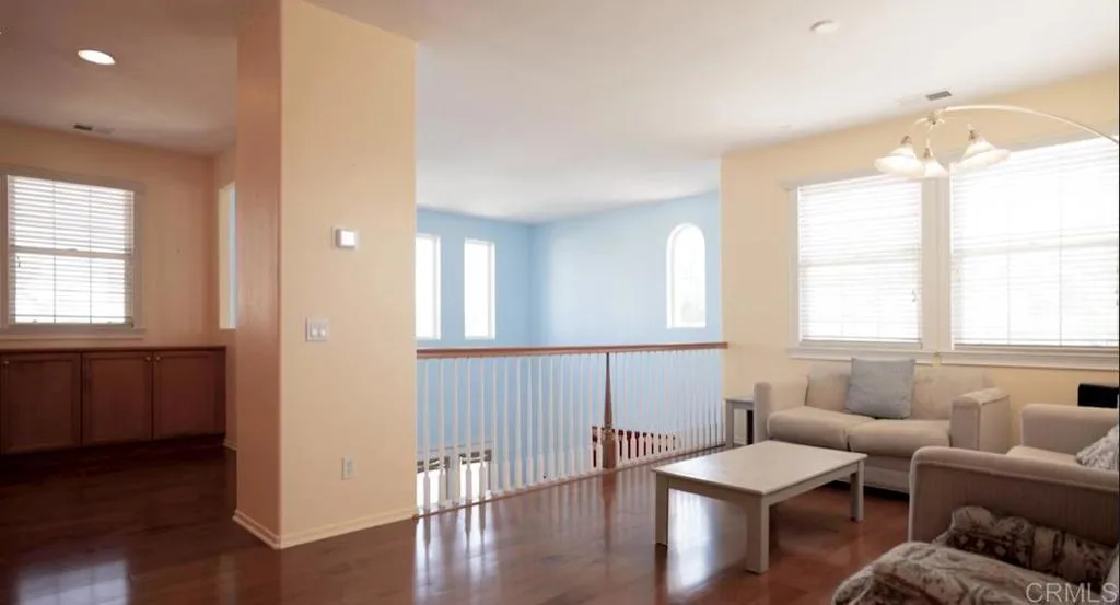 https://cdn.realtyfeed.com/cdn/127/305399153/65f0a0cfdefcfd4539d1662cf252d353.webp
