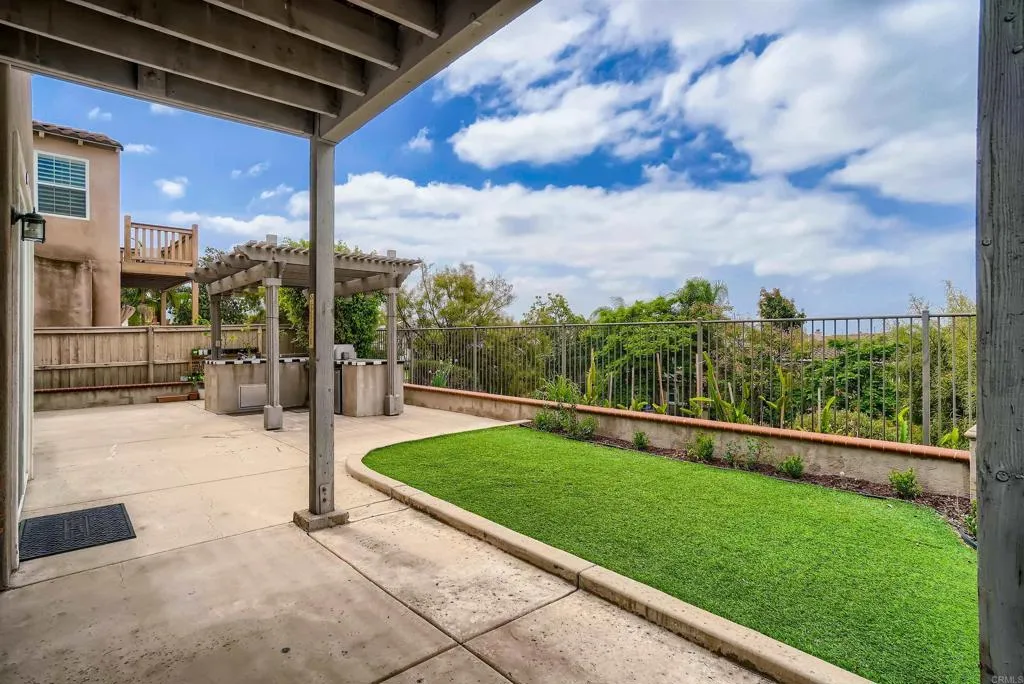 https://cdn.realtyfeed.com/cdn/127/305399153/f28c58e9f17a0c40c348e9dc49c943b9.webp