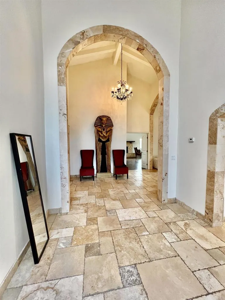 https://cdn.realtyfeed.com/cdn/127/305445699/efc5d35d99b50e79921c6f5160e46805.webp