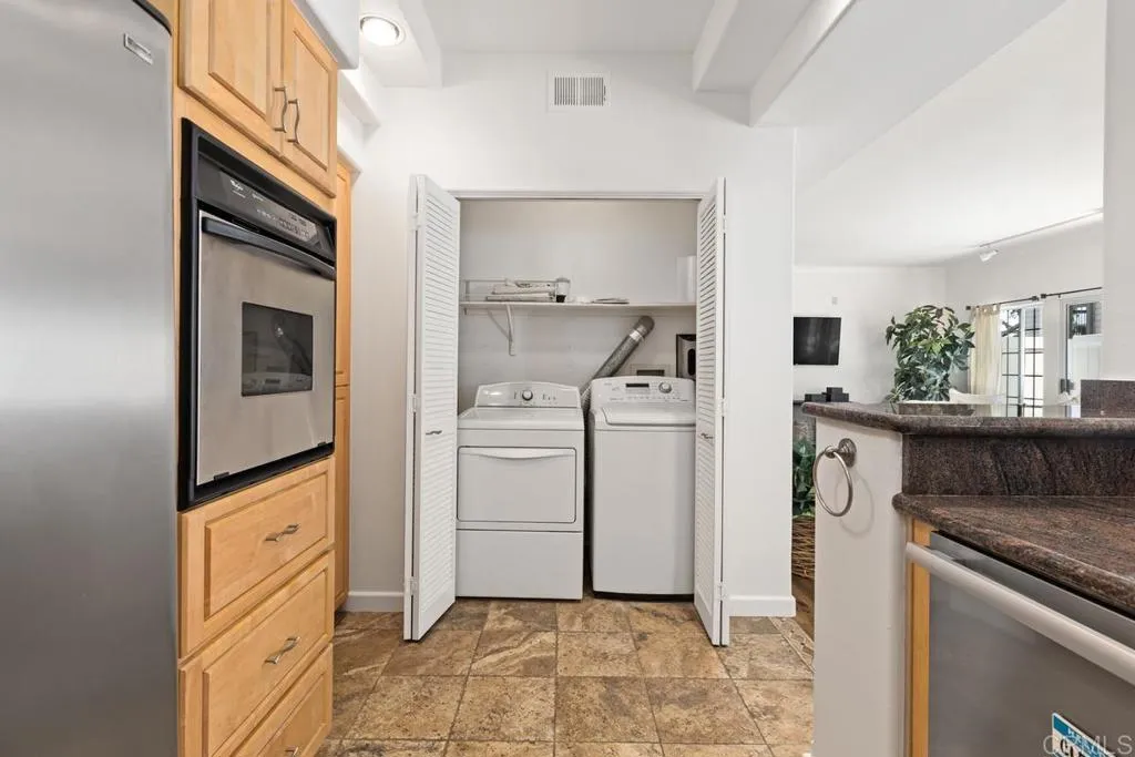 https://cdn.realtyfeed.com/cdn/127/305447031/9c261f065ea2173b3e843a4901f13404.webp