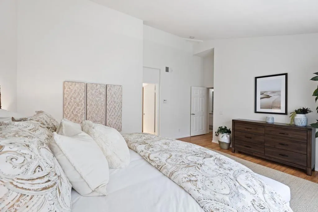 https://cdn.realtyfeed.com/cdn/127/305447031/ed69bc83dfb764e3783515852bbd1c1e.webp