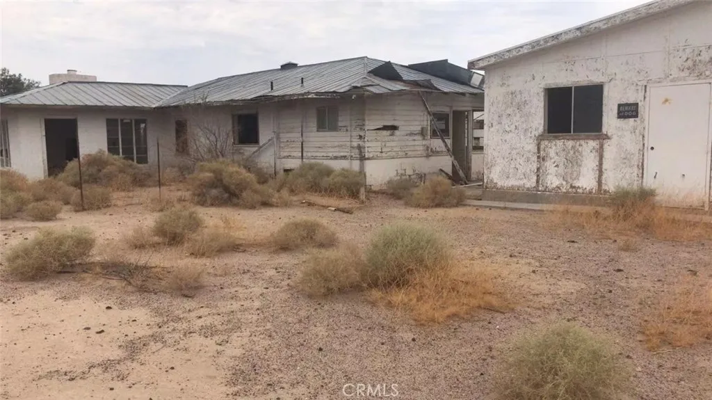 48380 Morgan, Newberry Springs, Ca 92365 - Photo 5 of 11, Newberry Springs, CA