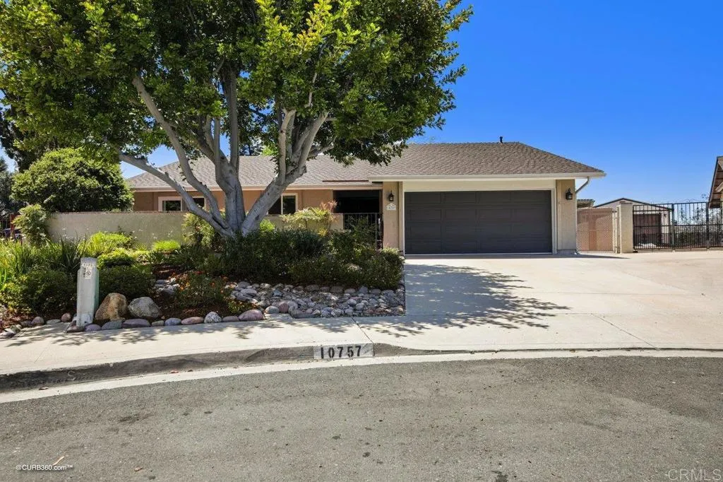 https://cdn.realtyfeed.com/cdn/127/305453822/0375f4097b54aa17756bc16dc4020cf4.webp
