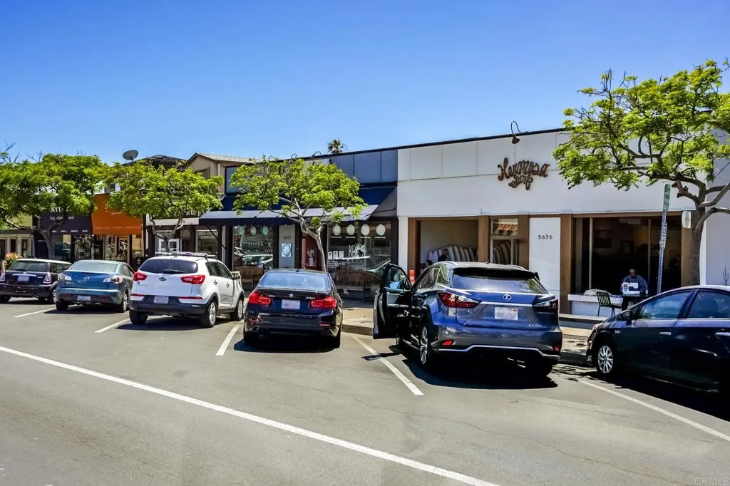 https://cdn.realtyfeed.com/cdn/127/305454492/078f46d17a02d14abd653e47f612e8de.webp