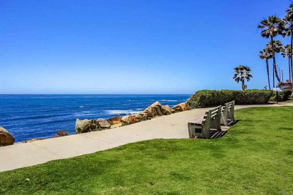 https://cdn.realtyfeed.com/cdn/127/305454492/12658ca3780b04b4a12c7b030d67e001.webp