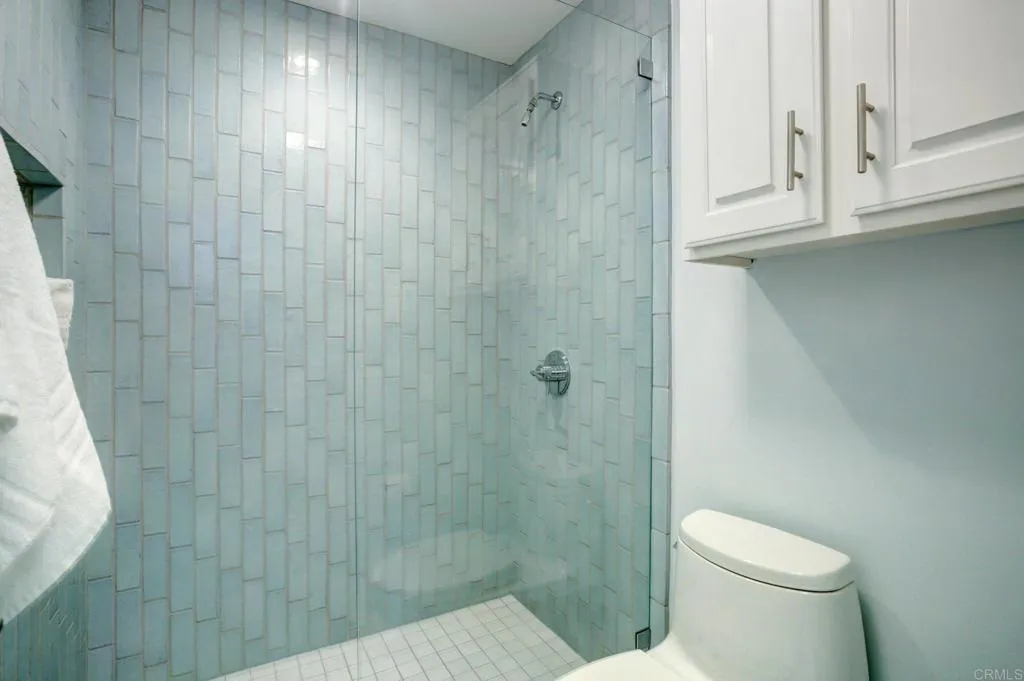 https://cdn.realtyfeed.com/cdn/127/305454492/20dbcc2f561f3b09e82b258759fb1b2c.webp