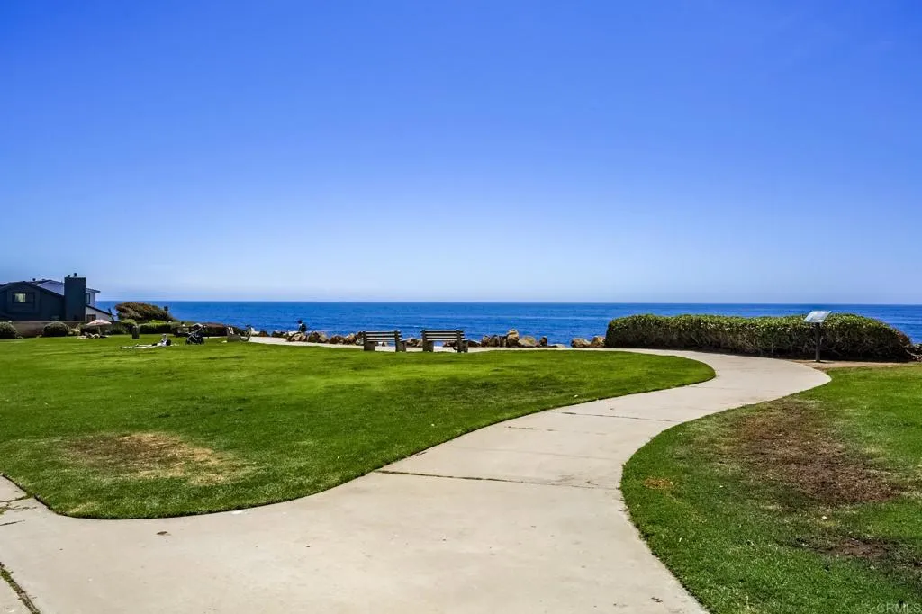 https://cdn.realtyfeed.com/cdn/127/305454492/a3497fe66278b2af045a8cfeeeddd084.webp