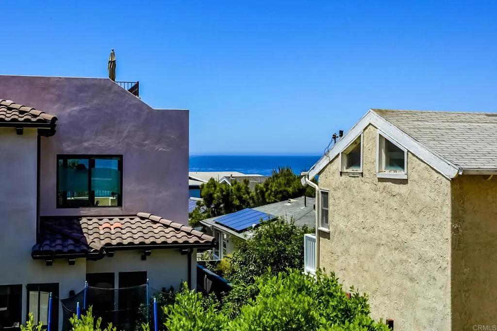 https://cdn.realtyfeed.com/cdn/127/305454492/bcf881ff6e722dad949e5d5d43031acb.webp