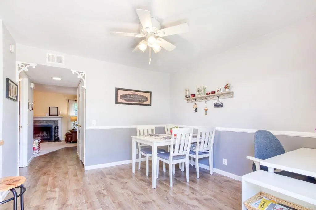 https://cdn.realtyfeed.com/cdn/127/305455106/3fdbd81439b3c0e115780bdcd23c6859.webp